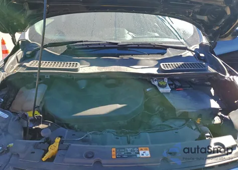 2016 Ford Escape Se z USA, uszkodzony, nr VIN 1FMCU9G99GUB83438